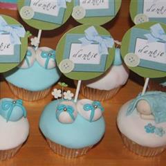 Thank you Christening Cupcakes 1